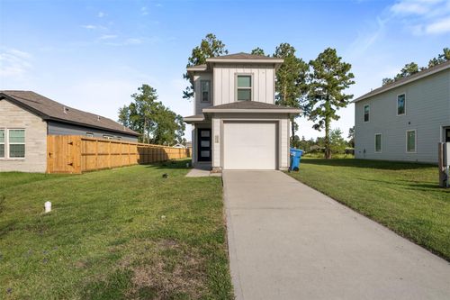 1044 Road 5203, Cleveland, TX, 77327-3945 | Card Image