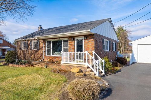 3831 E Hopewell Road, Upper Saucon Twp, PA, 18034 | Card Image