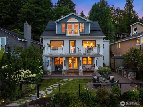 11754 Riviera Pl Ne, Seattle, WA, 98125-5962 | Card Image