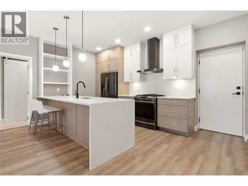 103-529 Truswell Road, Kelowna, BC, V1W3K7 | Card Image