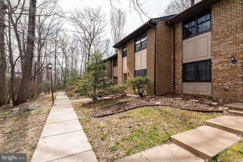 2053 Headlands Cir, RESTON, VA, 20191-3642 | Card Image