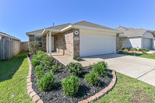 138 Austin Rd, Angleton, TX, 77515 | Card Image