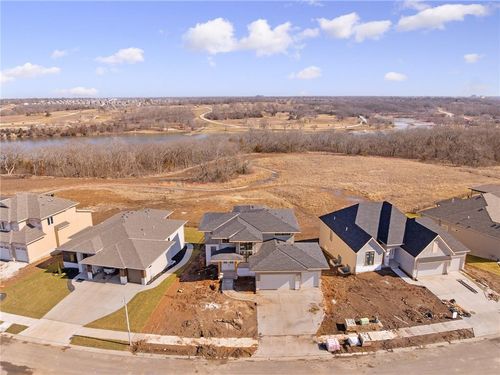 14187 S Houston St, Olathe, KS, 66061-7894 | Card Image