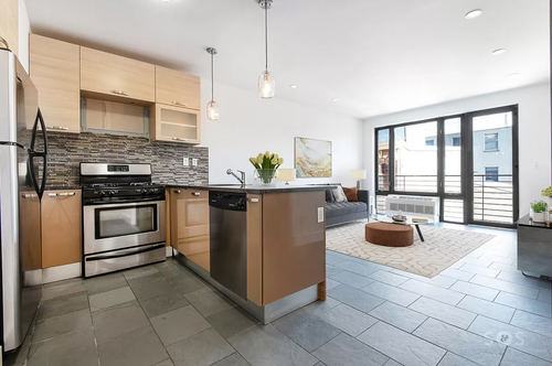 2b-6 Monitor St, Brooklyn, NY, 11222-5637 | Card Image