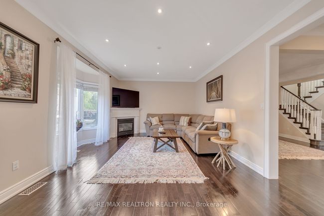 202 Woodspring Ave, House other with 4 bedrooms, 5 bathrooms and 6 parking in Newmarket ON | Image 12