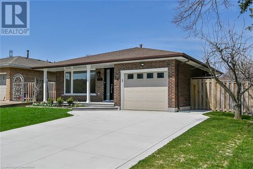 14 Glen Vista Dr, Hamilton, ON, L8K6B7 | Card Image