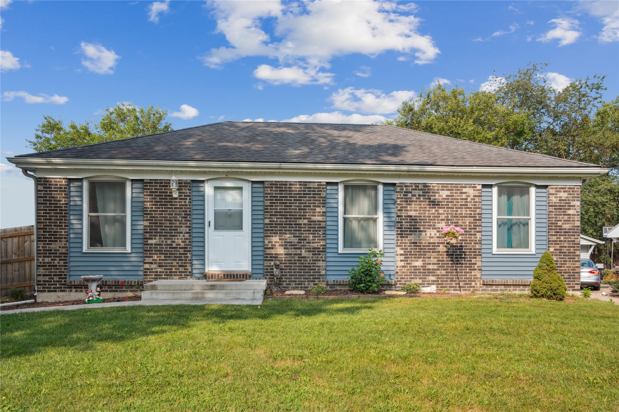 Skylane Dr, Norwalk, IA 50211