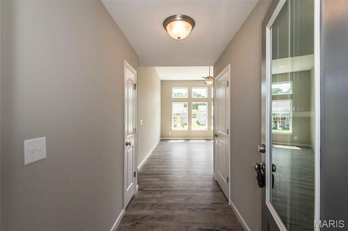 960 Brookfield Chase Ct, Florissant, MO, 63031-1456 | Card Image