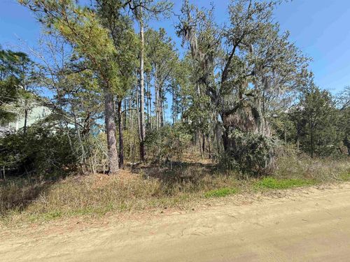 27 Stamper Trl, Pawleys Island, SC, 29585-7961 | Card Image