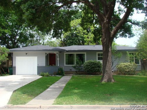 417 Harmon Dr, San Antonio, TX, 78209-4831 | Card Image