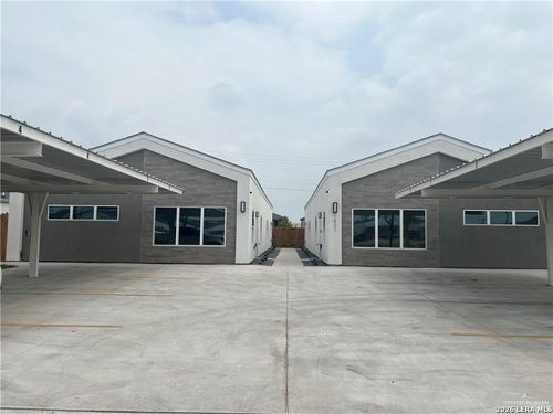 1-1421 W Iris Ave, McAllen, TX, 78501-3958 | Card Image