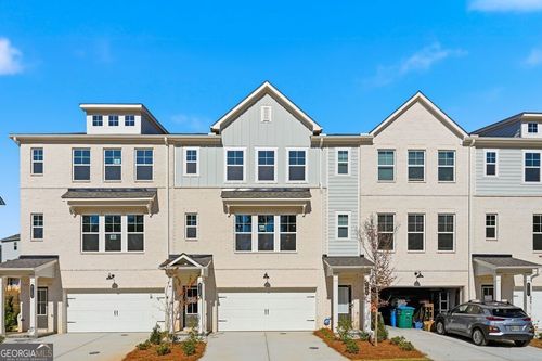 6121 Wayburn St, Tucker, GA, 30084-3782 | Card Image