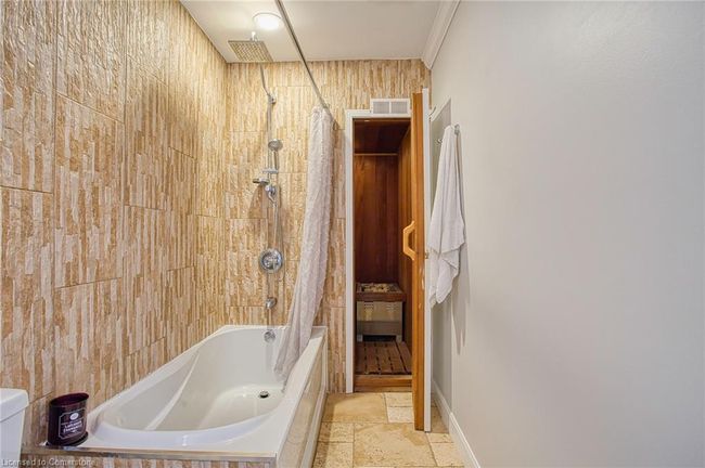 3263 Guyatt Rd, House other with 4 bedrooms, 5 bathrooms and 14 parking in Hannon ON | Image 31