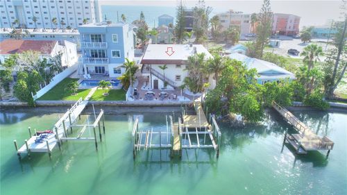 apt-204-8535 Blind Pass Dr, TREASURE ISLAND, FL, 33706-3425 | Card Image