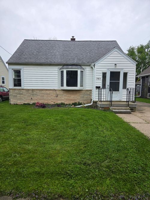 243 Winter St, Battle Creek, MI, 49015-2129 | Card Image