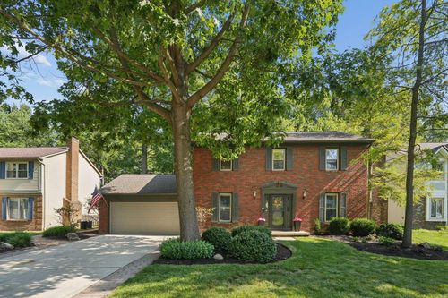7431 Saunderlane Rd, Columbus, OH, 43235-1956 | Card Image