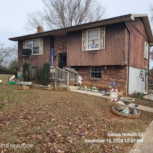 122 Opal St, Tazewell, TN, 37879 | Card Image