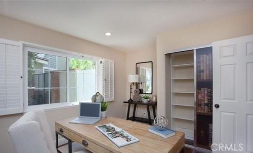 571 S Weymouth Ct, Anaheim, CA, 92807 | Card Image