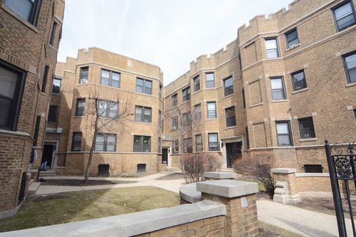 apt-2w-630 Stratford Pl, Chicago, IL, 60657-2683 | Card Image