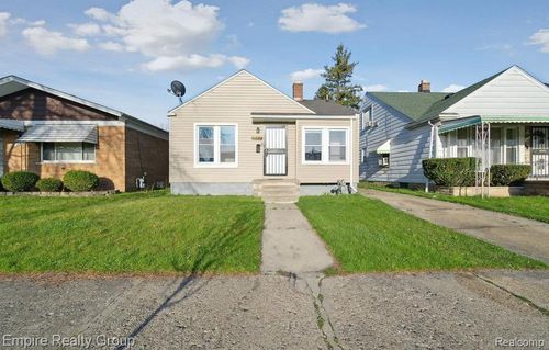 18417 Albion St, Detroit, MI, 48234-3803 | Card Image