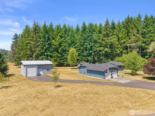 8925 Walter Ct Sw, Olympia, WA, 98512-7600 | Card Image