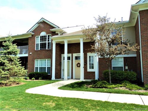 146-16815 Dover Dr, Northville, MI, 48168-6503 | Card Image