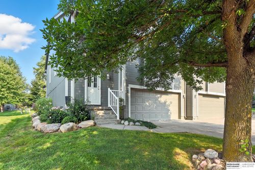 6758 S 191st St, Omaha, NE, 68135-4291 | Card Image