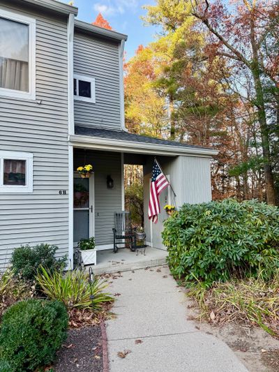 H - 6 Gillette Court, Condo with 2 bedrooms, 1 bathrooms and null parking in Simsbury CT | Image 1