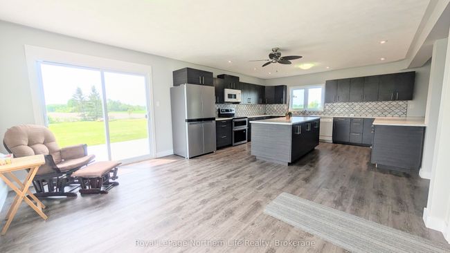 1234 Levac Rd, House other with 2 bedrooms, 1 bathrooms and 15 parking in Cache Bay ON | Image 15