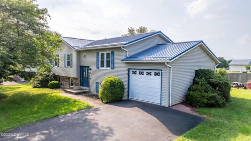 219 Lamplight Ln, Lewisburg, PA, 17837-9788 | Card Image