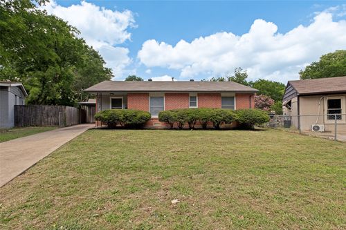 219 Harman St, Duncanville, TX, 75116-3411 | Card Image