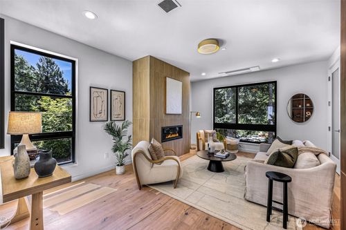101-19215 77th Ct Ne, Kenmore, WA, 98028 | Card Image