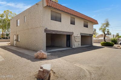 1205 N 47 Th Place, Townhouse with 2 bedrooms, 2 bathrooms and null parking in Phoenix AZ | Image 1