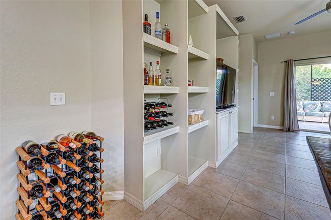 11815 Tempest Harbor Loop, House other with 3 bedrooms, 2 bathrooms and null parking in VENICE FL | Image 15