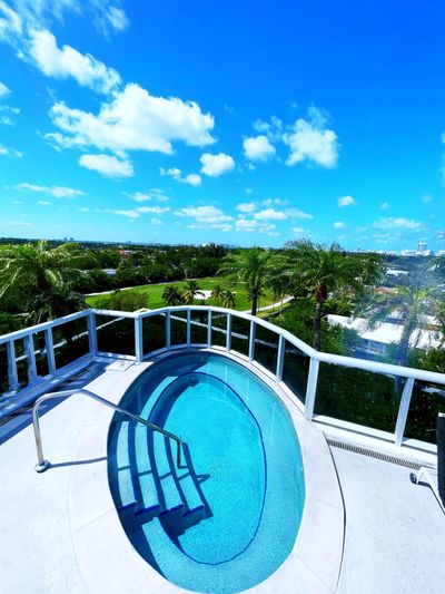 318 - 2001 Meridian Ave, Condo with 1 bedrooms, 1 bathrooms and null parking in Miami Beach FL | Image 2