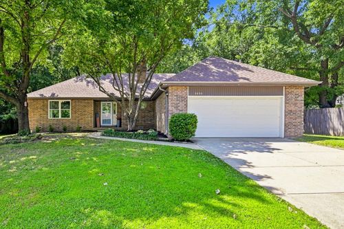 2035 S Glenn Avenue, Springfield, MO, 65807 | Card Image