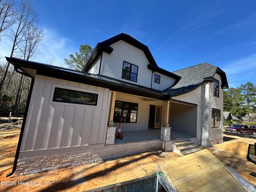 15 Goldenrod Dr, Whispering Pines, NC, 28327-9341 | Card Image