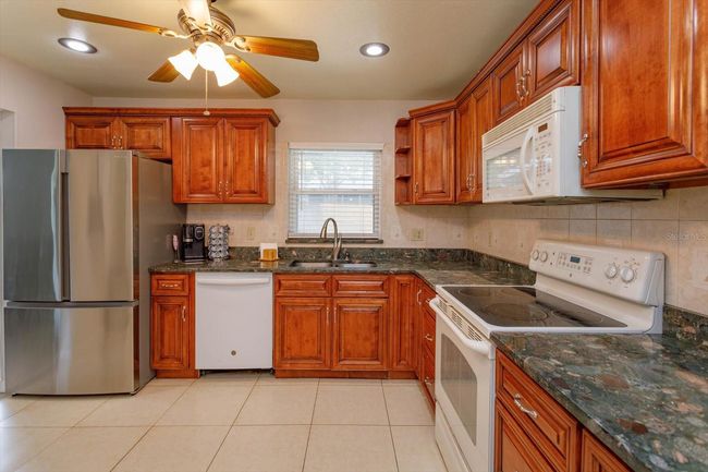 664 Little Wekiva Rd, House other with 5 bedrooms, 3 bathrooms and null parking in ALTAMONTE SPRINGS FL | Image 8