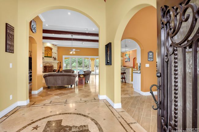 2900 Rimrock Dr, House other with 2 bedrooms, 4 bathrooms and null parking in Spring Branch TX | Image 4