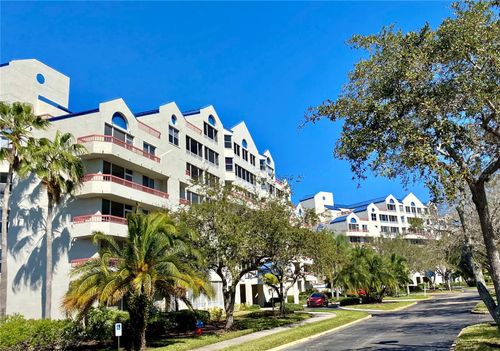 b209-2333 Feather Sound Dr, Clearwater, FL, 33762-3063 | Card Image