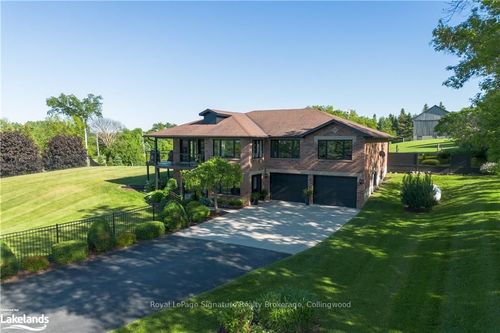 2842 Brown Blvd, Duntroon, ON, L0M1H0 | Card Image