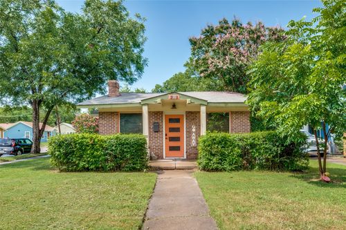 918 Egan St, Denton, TX, 76201-2824 | Card Image
