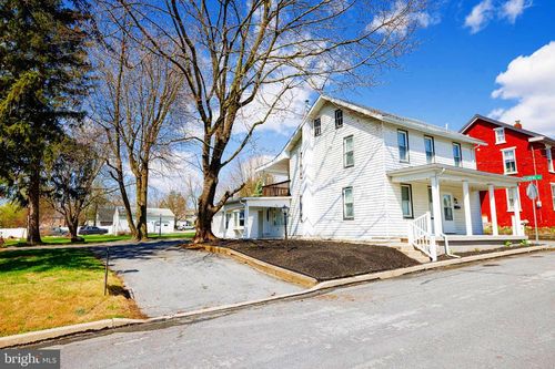 222 N Market Ave, MOUNT JOY, PA, 17552-1010 | Card Image