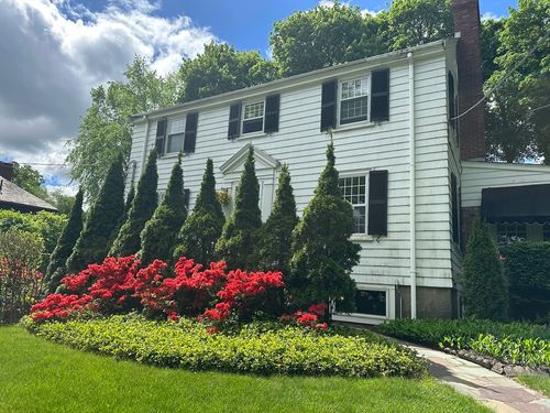 218 Reservoir Rd, Chestnut Hill, MA, 02467-1427 | Card Image