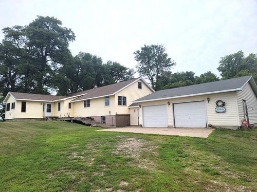 14308 110th St, Hanska, MN, 56041-4373 | Card Image