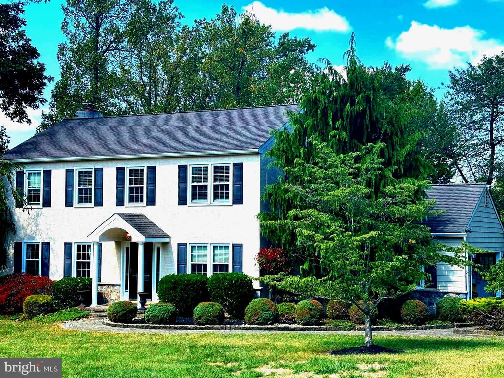 Grove Ave, West Chester, PA 19380