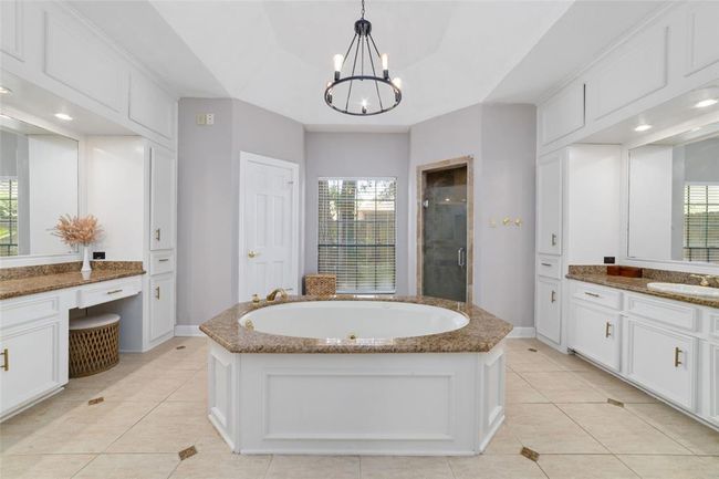 17507 Shelburne Ln, House other with 5 bedrooms, 4 bathrooms and 2 parking in Spring TX | Image 23