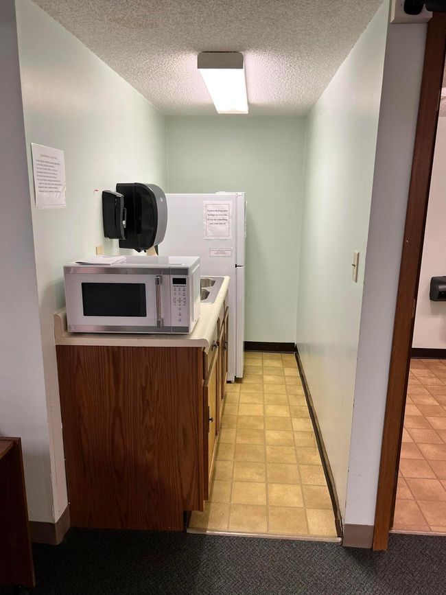 Shared Kitchenette | Image 24