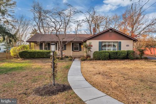 418 Lindsay Ave, LAUREL SPRINGS, NJ, 08021-3118 | Card Image