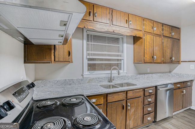 864 Northview Dr, House other with 4 bedrooms, 2 bathrooms and null parking in Forest Park GA | Image 9